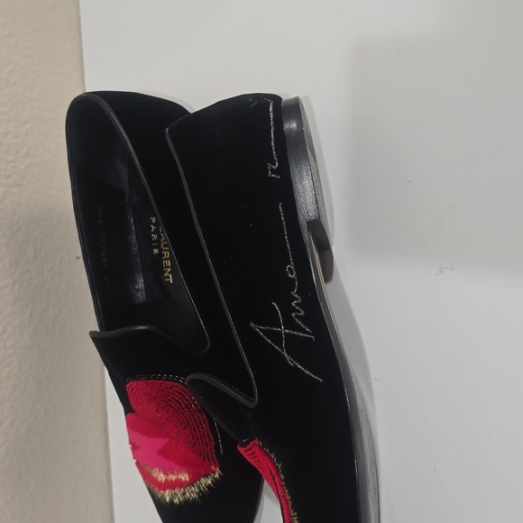 ❤️ SAINT LAURENT VELVET HEART LOAFER FLATS - Picture 9 of 15